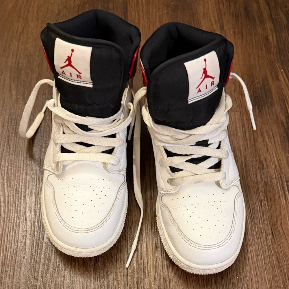 Air Jordan 1 Mid - White Chicago
